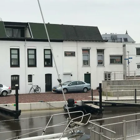 Aan De Haven Dom wakacyjny